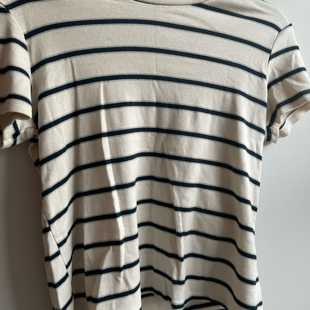 AE T-shirt